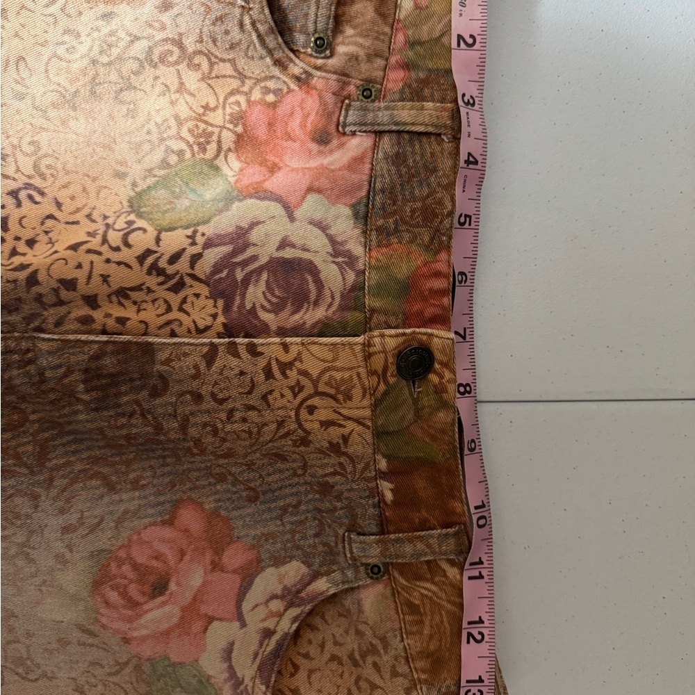 Newport News Jeanology Collection Floral Denim Skirt Size 10 - Picture 9 of 9